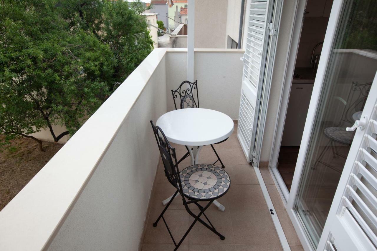 Apartmani Tina Podgora Exteriör bild