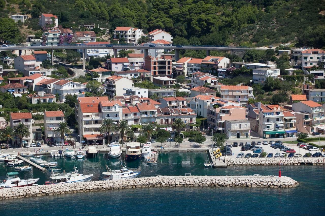 Apartmani Tina Podgora Exteriör bild