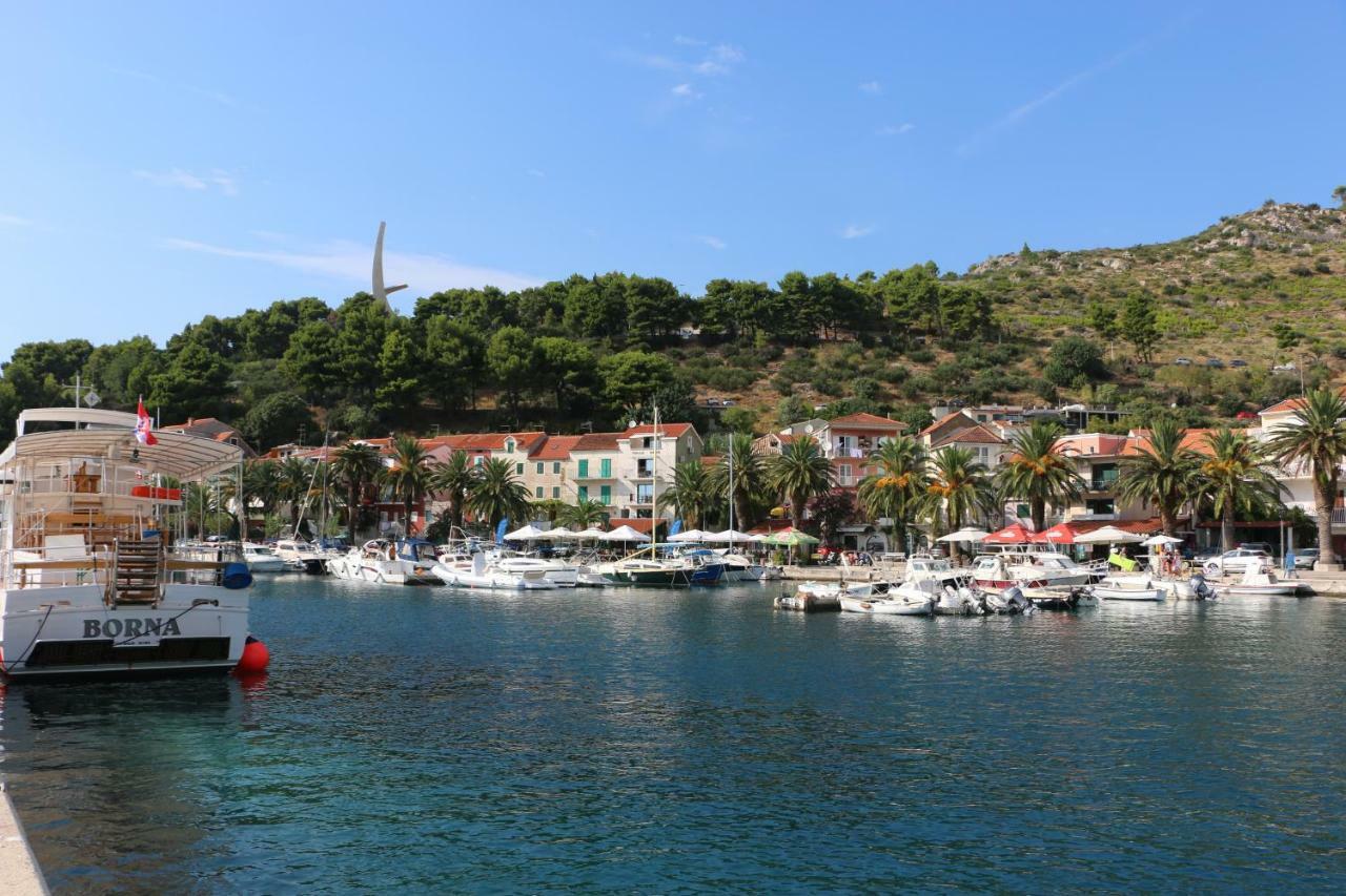 Apartmani Tina Podgora Exteriör bild