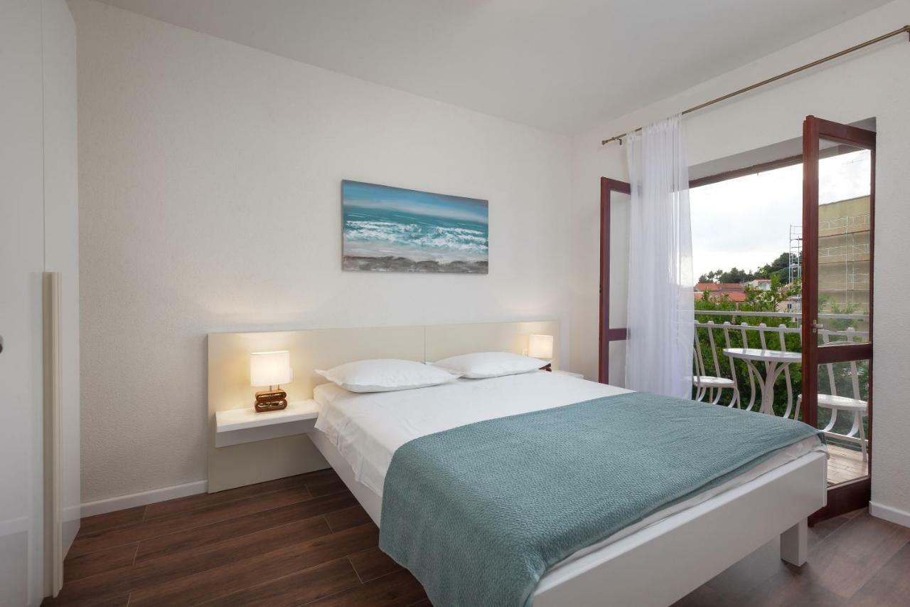 Apartmani Tina Podgora Exteriör bild